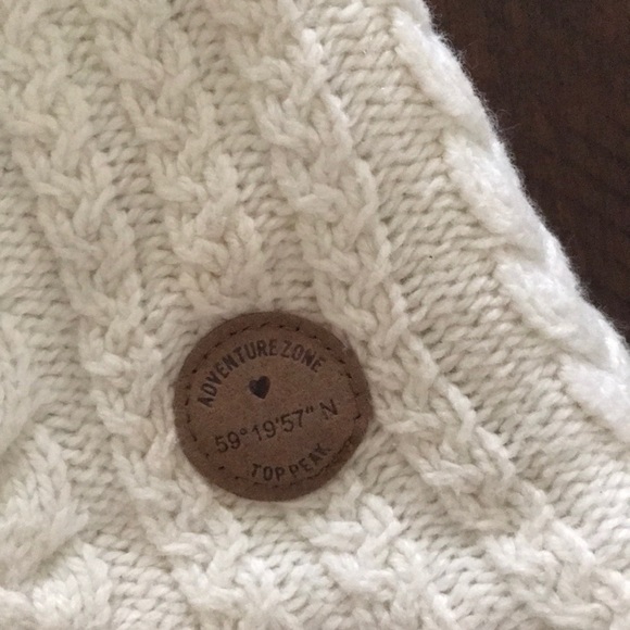 Girls Hat - Picture 3 of 4